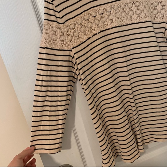 Lauren Conrad cream & black stripe crochet blouse - Picture 5 of 5